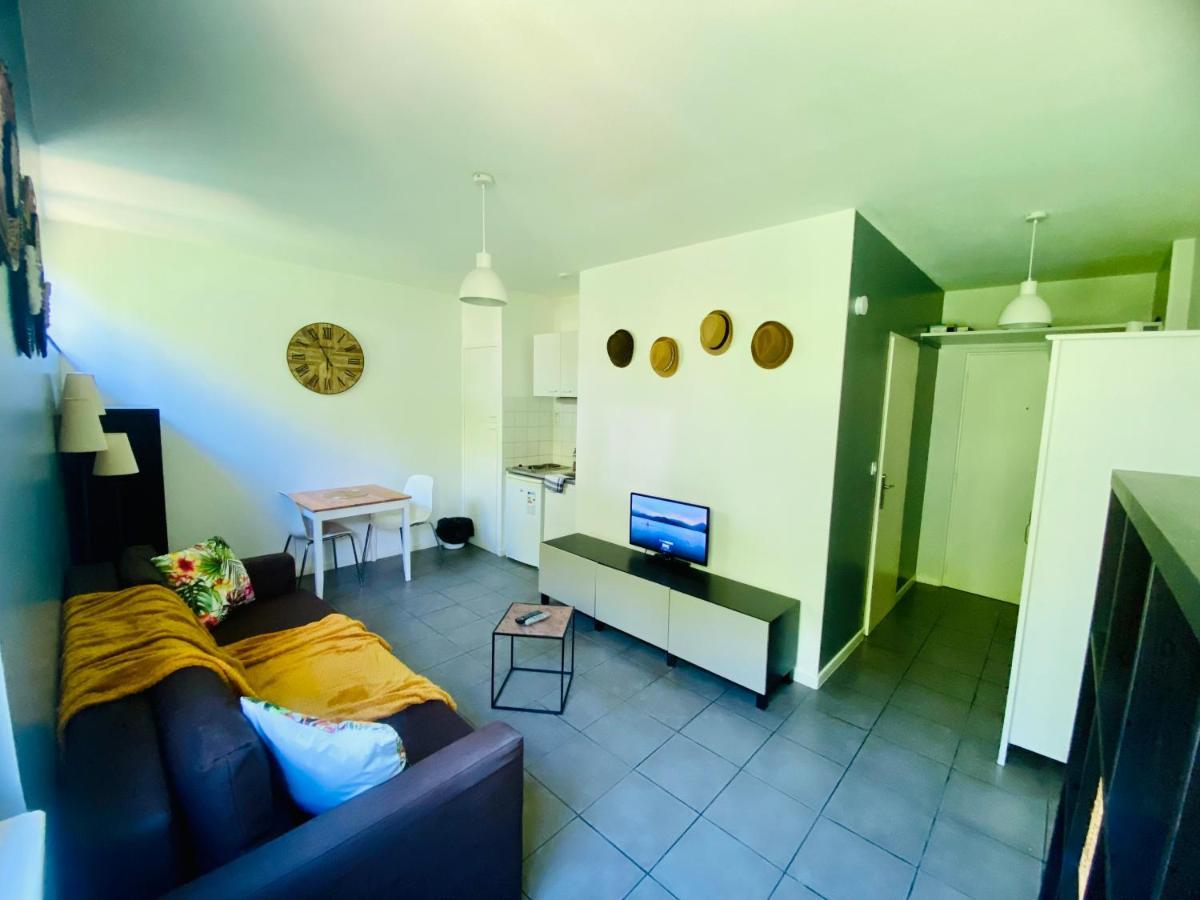 La Paille Metz Luxembourg Parking Un-Sejour-A-Part Apartamento Exterior foto