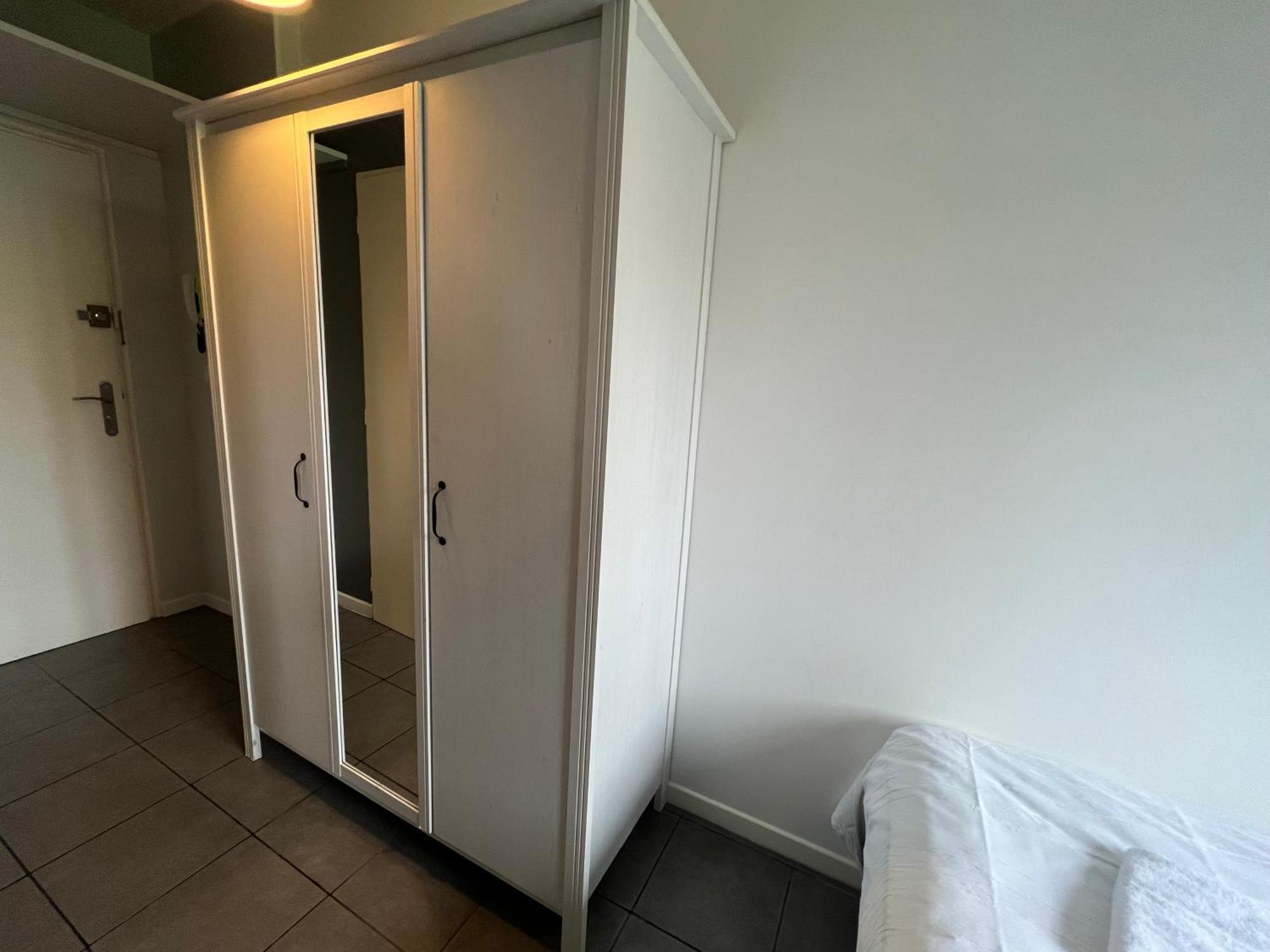 La Paille Metz Luxembourg Parking Un-Sejour-A-Part Apartamento Exterior foto